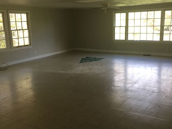 Large bonus room