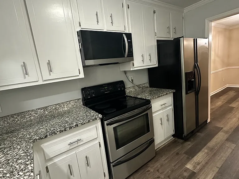 1414 Old Virginia Ct SE — Photo 6