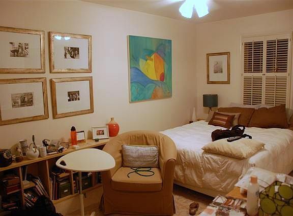 Decorations are from former roommate