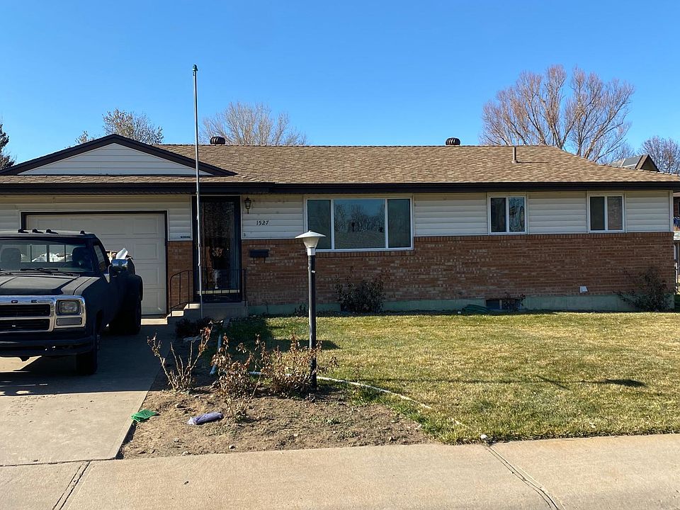 1st image of 1527 29th Ave