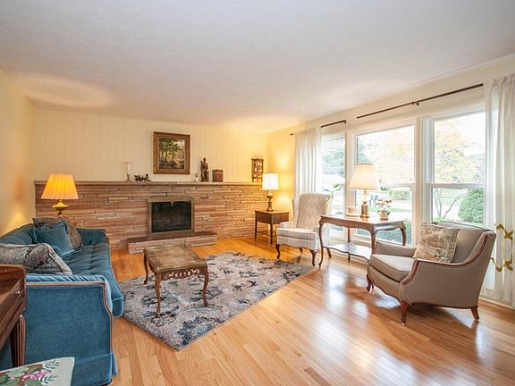 5th image of 4452 Braeburn St SE