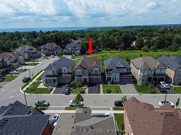 3rd image of 60 Golden Hawk Dr