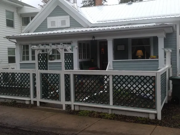 903 O Ave, La Grande, OR 97850