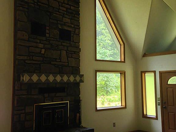 Wood burning fireplace 