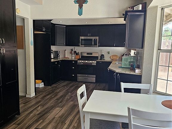 4th image of 852 San Pablo Ave