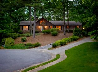 4612 Round Forest Cir, Birmingham, AL 35213