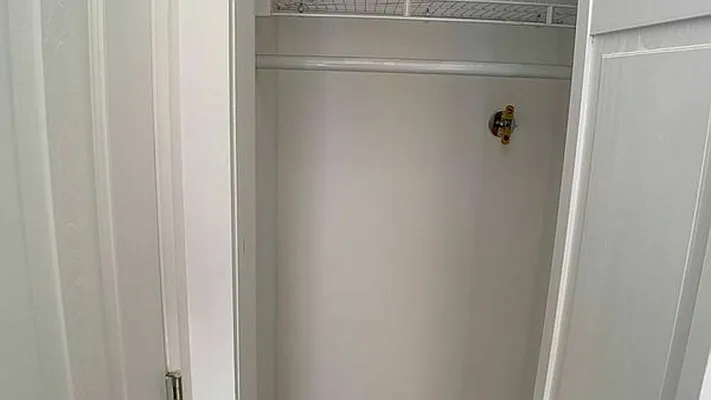 Rented by Nooklyn NYC LLC | media 28