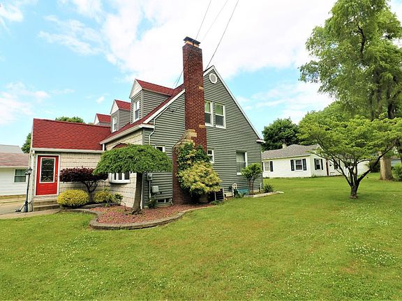 2nd image of 127 Lawrence St