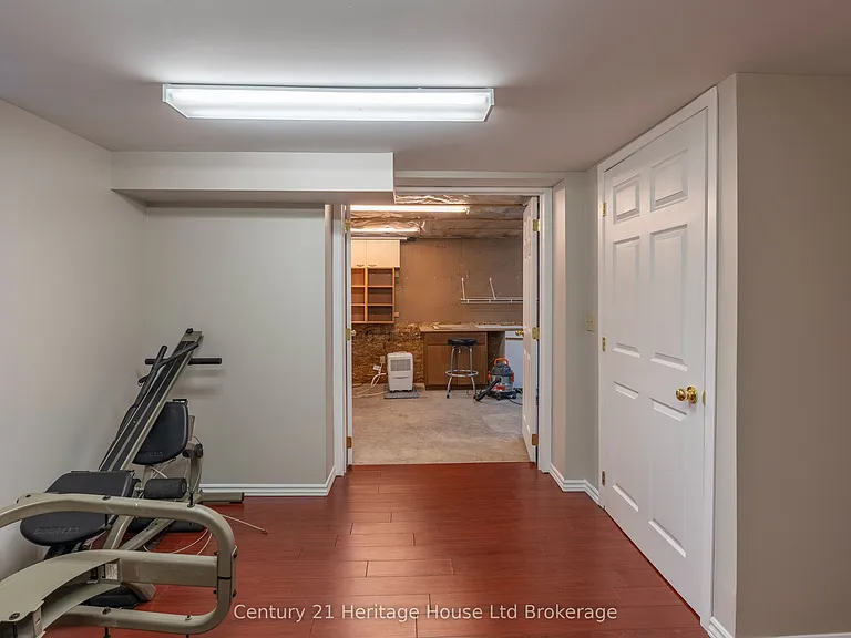 93 James Ave — Photo 38