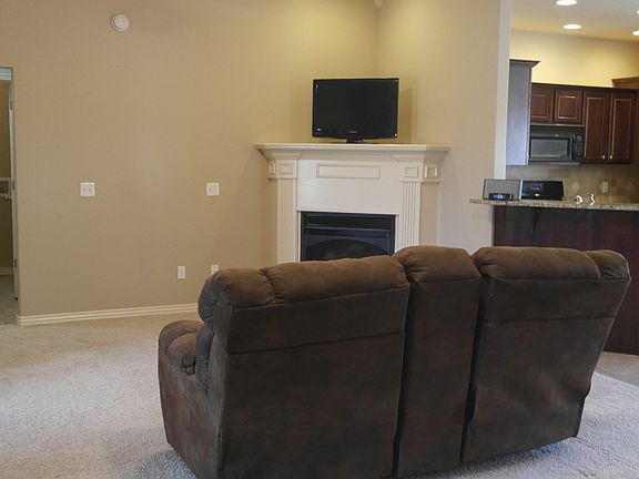 4th image of 3704 W Langmead Dr