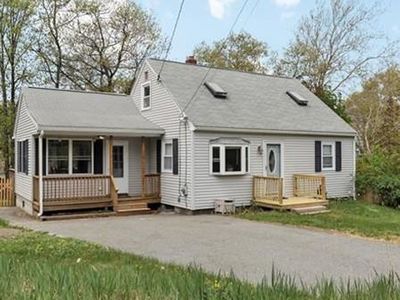 17 Woodbury Rd, Billerica, MA, 01821