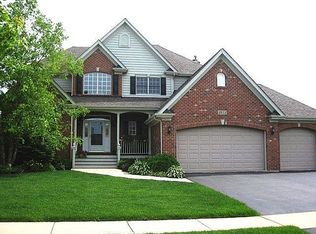 3912 Landsdown Ave, Naperville, IL 60564