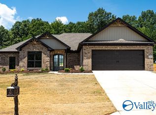 101 Hawthorn Way, Trinity, AL 35673