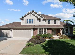530 E Carrington Ln, Appleton, WI 54915