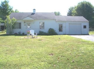 4891 Forest Rd, Mentor, OH 44060