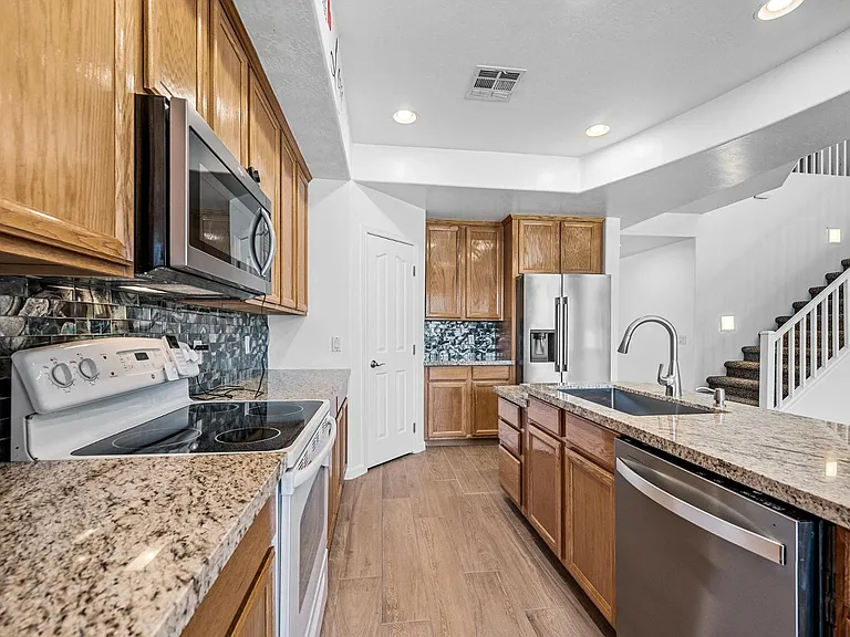 10463 E Olla Ave — Photo 10