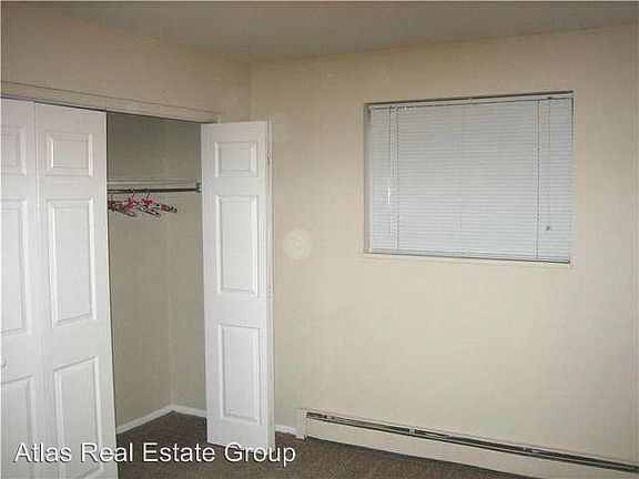 3rd image of 2924 N Arcadia St APT 9
