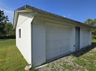 Chestnut St, Belington, WV 26250