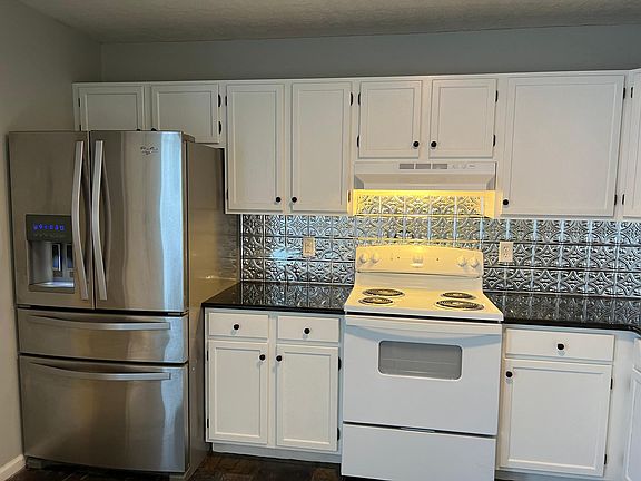 2nd image of 24 Hastings Pl