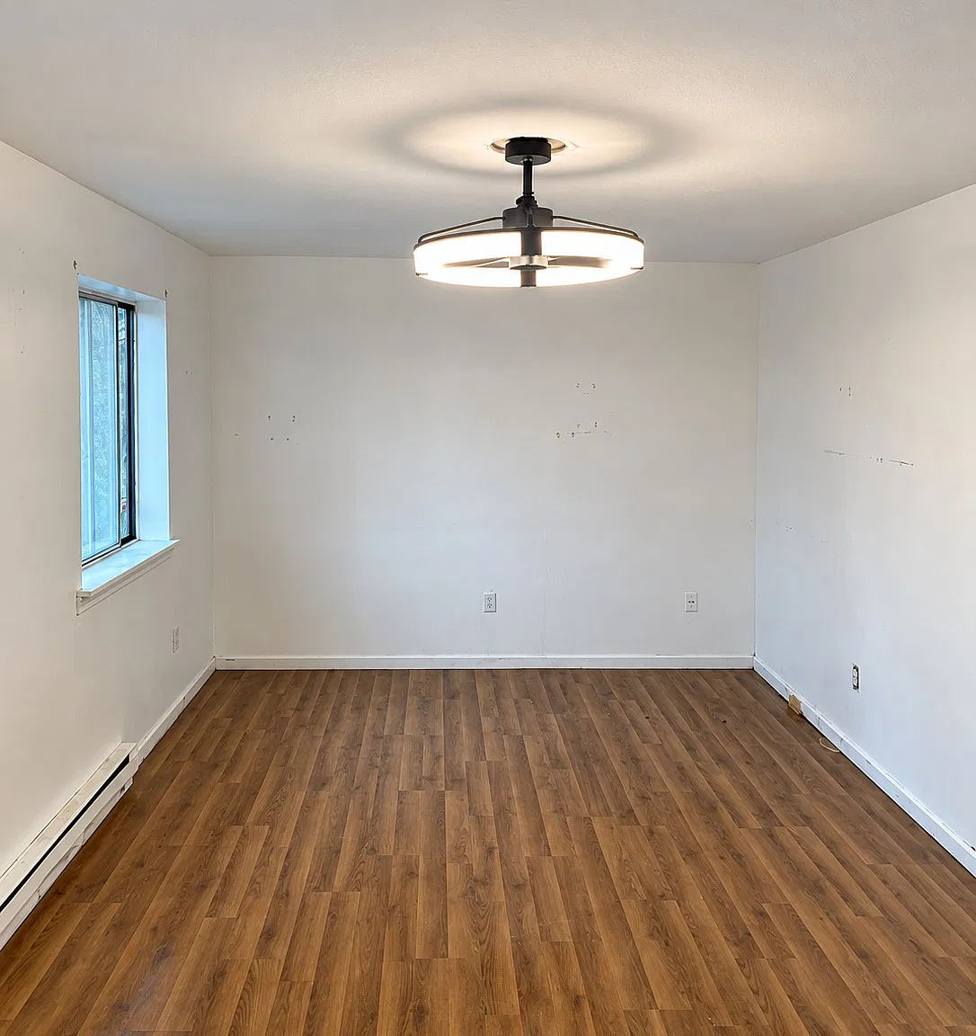 2 bed, 1.0 bath, 1222 sqft, $1,800 — Photo 1