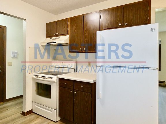 5th image of 802 Three Meadows Dr Unit 1