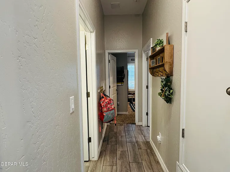 13684 Glen Vista Ln — Photo 33