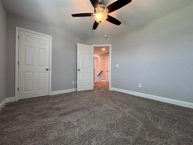 513 Harvest Meadow Xing — Photo 25