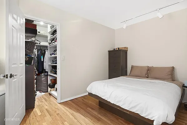 Rented by Corcoran | media 17