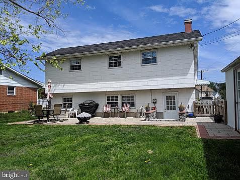 2nd image of 4127 Loch Lomond Dr