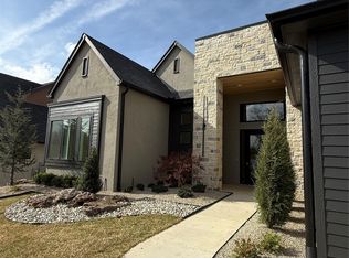 8412 E Detroit St, Broken Arrow, OK 74014