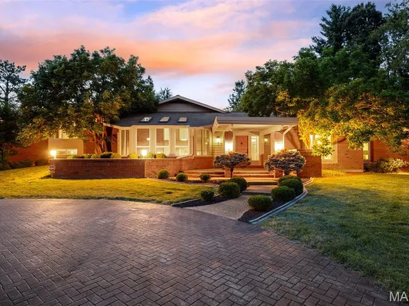 11441 Ladue Rd, Saint Louis, MO 63141
