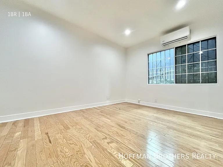 1403 N Vista St — Photo 12