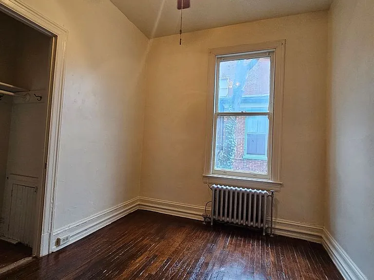152 E Philadelphia St — Photo 11