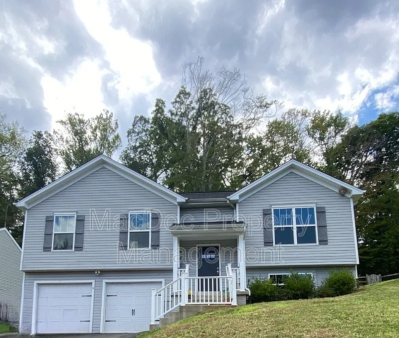 6 Howard Cir photo 1
