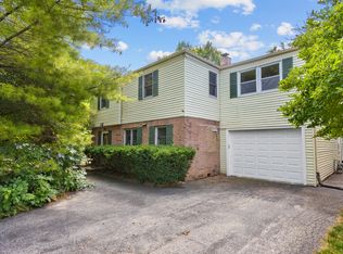 721 E Davis St, Arlington Heights, IL