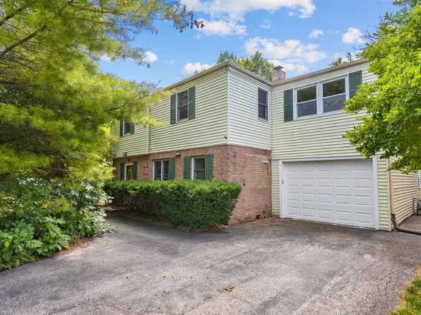 721 E Davis St, Arlington Heights, IL 60005