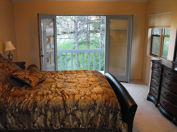 Master B/R w/open doors