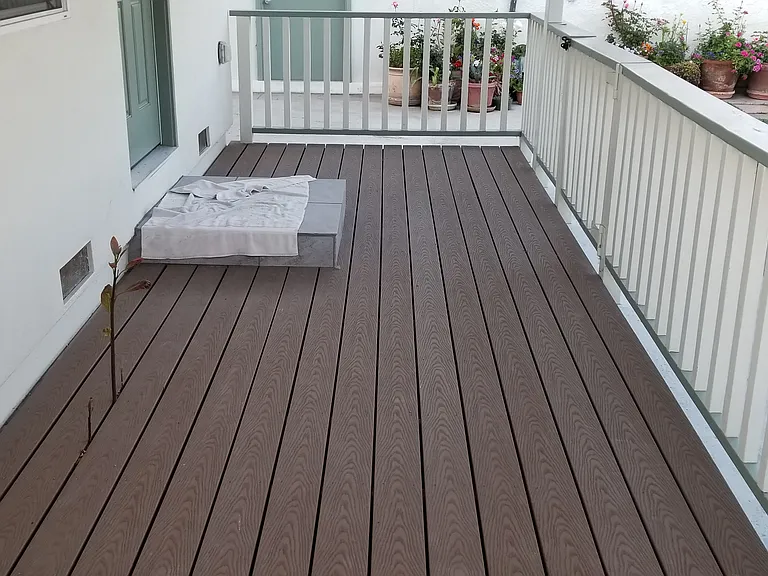2227 Park Rose Ave — Photo 2