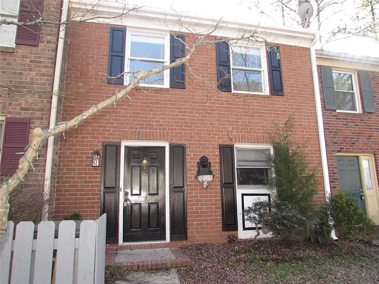 1716 Twin Brooks Dr — Photo 31