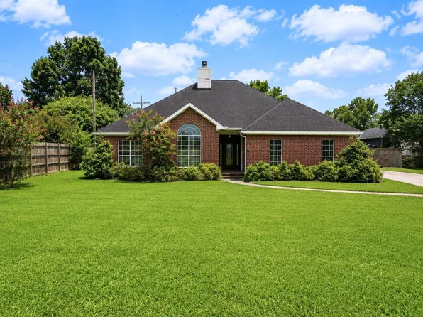 6225 Wellington Pl, Beaumont, TX 77706