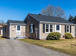 14 Sharon Drive, Teaticket, MA 02536