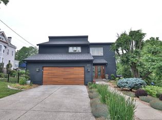 3477 McFarlan Rd, Cincinnati, OH 45211