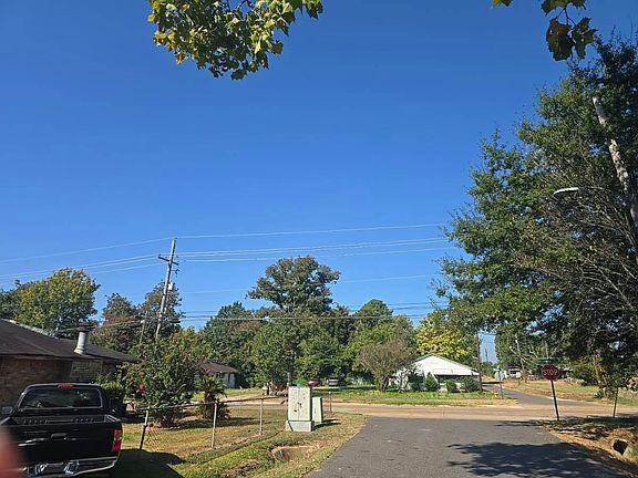 5th image of 4804 Long St