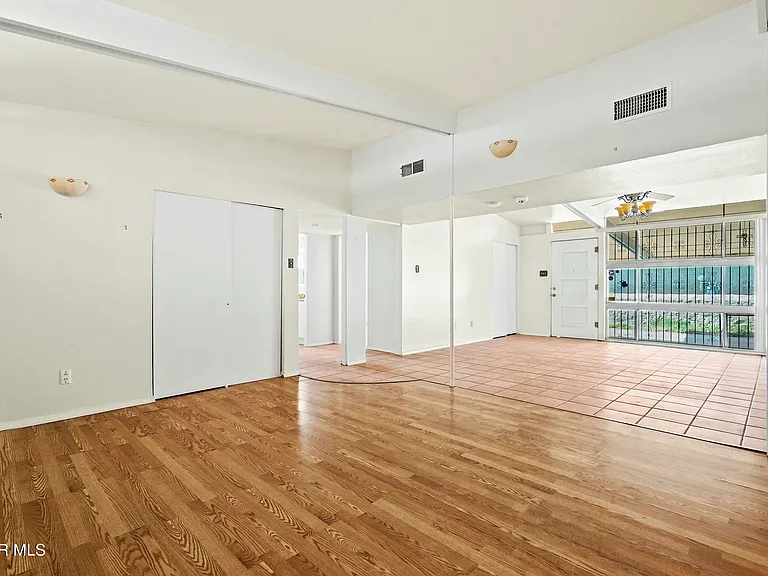 5505 Martin Ln — Photo 8