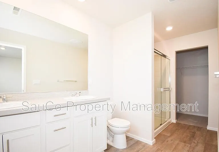 2269 Livesay Ln — Photo 20