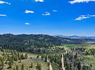 W Russell Dr, Mountain Home, ID 83647