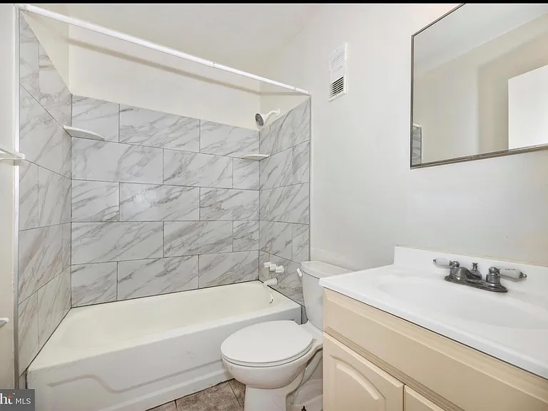 9913 Forest View Pl — Photo 11