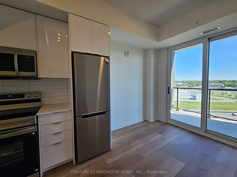 33 Erie Ave #702 — Photo 7