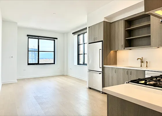 Rented by Greystar | media 7