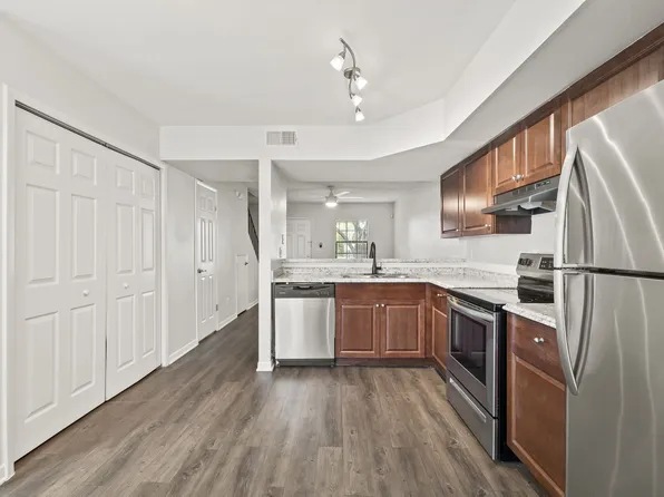 504 S Albany Ave #504B, Tampa, FL 33606